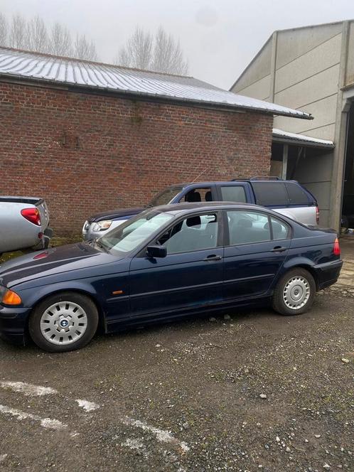 BMW 318 I essence full options 1year Garantie, Auto's, BMW, Bedrijf, Benzine, Leder, Ophalen