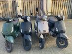 3x schade Vespa look La Souris ( GTS Toscana ), Fietsen en Brommers, Ophalen, Klasse A (25 km/u)