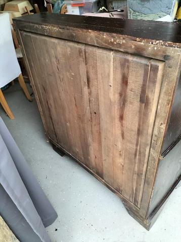 Antieke secretaire, Enlèvement, Utilisé