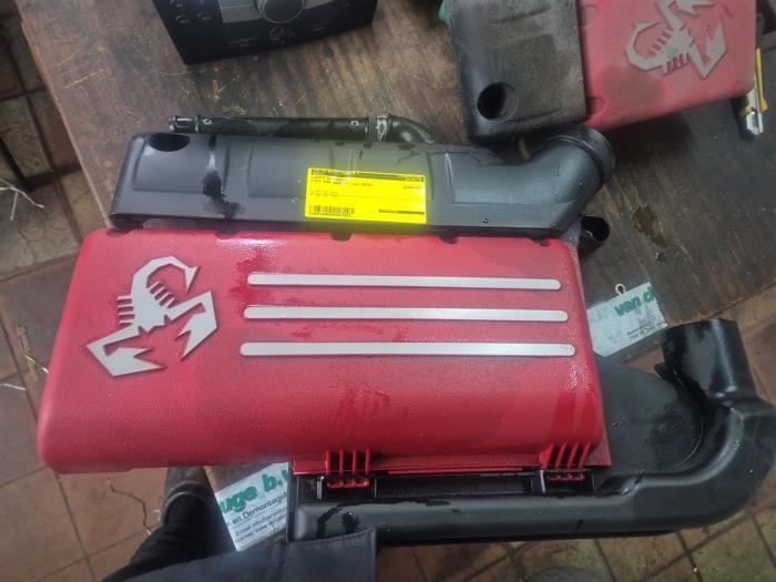 Boîtier filtre à air d'un Fiat 500, Autos : Pièces & Accessoires, Moteurs & Accessoires, Fiat, Utilisé, 3 mois de garantie, Enlèvement ou Envoi