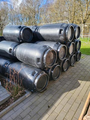 Fut pvc 240L alimentaire (cornichon) beschikbaar voor biedingen