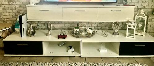 Complete witte tv-meubel set met bovenkastje, Huis en Inrichting, Kasten |Televisiemeubels, Zo goed als nieuw, Ophalen