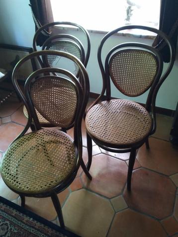 chaises en osier, Enlèvement