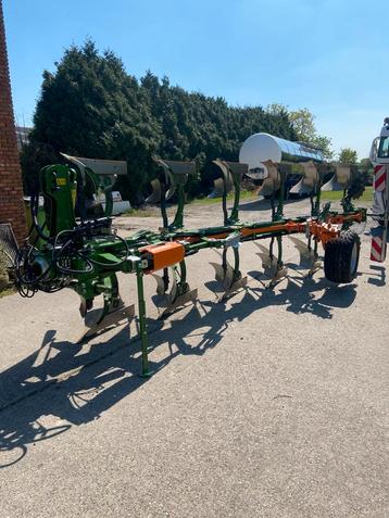 Amazone Teres ploeg 5+1 300v beschikbaar voor biedingen
