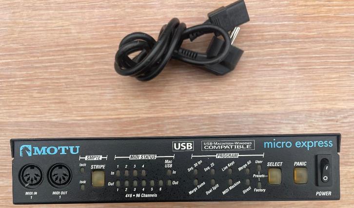 Vends interface Midi MOTU Micro Express USB, Musique & Instruments, Équipement Midi, Utilisé, Enlèvement ou Envoi