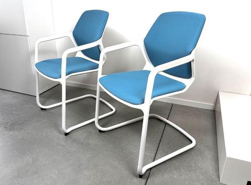 Set de 2 chaises Wilkhahn modèle 186/3, Maison & Meubles, Chaises, Comme neuf, Deux, Synthétique, Bleu, Enlèvement