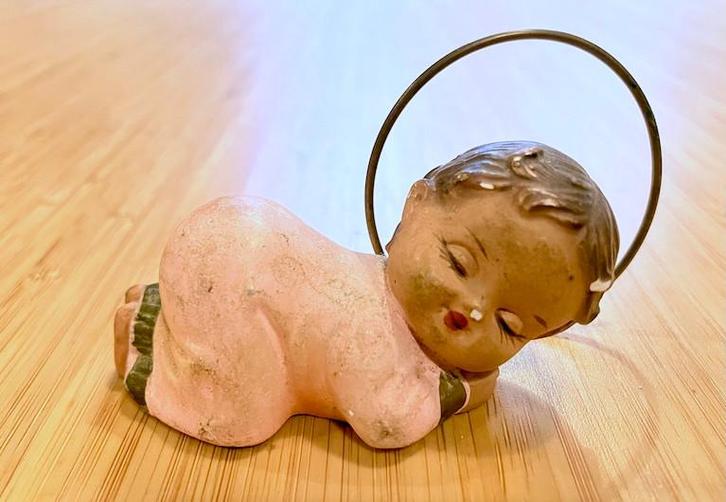 Kleine terracotta-engel, Antiek en Kunst, Antiek | Keramiek en Aardewerk, Ophalen of Verzenden