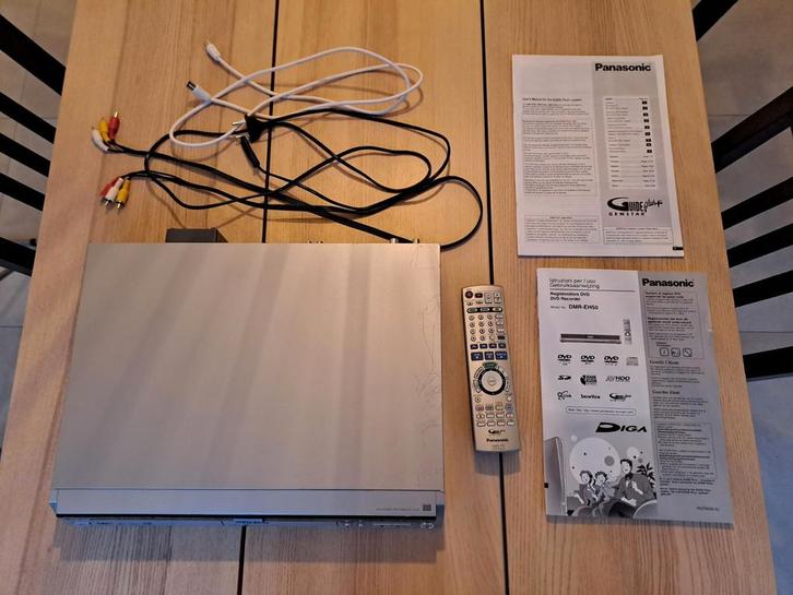 Panasonic DMR EH50 compleet in originele verpakking, TV, Hi-fi & Vidéo, Lecteurs DVD, Utilisé, Enregistreur DVD, Panasonic, Enlèvement