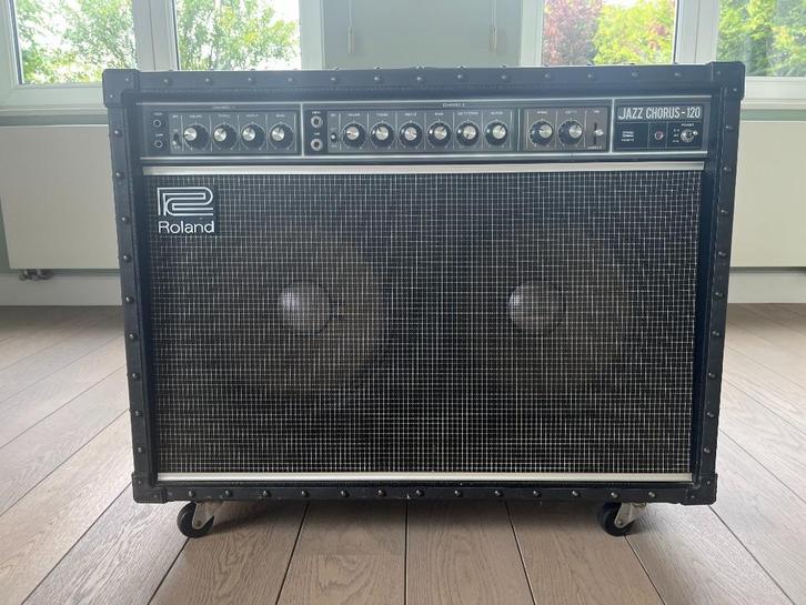 Gitaarversterker Roland Jazz Chorus - 120, Muziek en Instrumenten, Versterkers | Bas en Gitaar, Gebruikt, Gitaar, 100 watt of meer