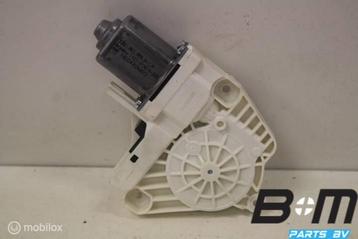 Raammotor LA Volkswagen Touareg 7P 8K0959811A beschikbaar voor biedingen
