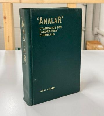 Analar Standards For Laboratory Chemicals 6th Ed 1967 boek