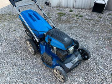 Grasmaaiers Hyundai 196cc 51cm Elektr. Starter - als nieuw ! beschikbaar voor biedingen