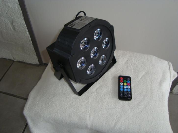 MTE Led Par 718 W LED Platte SlimPar (nieuw, 20231013), Muziek en Instrumenten, Licht en Laser, Nieuw, Licht, Geluidgestuurd, Kleur