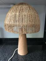Tafellamp: houten voet, bamboe/ beige., Ophalen, Ibiza., Zo goed als nieuw, Minder dan 50 cm