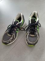 Asics loopschoenen grijs en groen 42.5, Sport en Fitness, Loopsport en Atletiek, Ophalen of Verzenden, Gebruikt, Asics