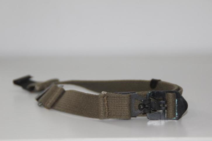 jugulaire de casque type US  M1., Collections, Objets militaires | Seconde Guerre mondiale, Armée de terre, Envoi