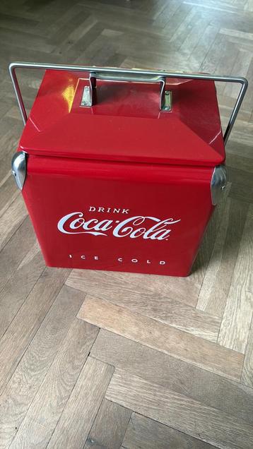 Coca cola frigo box, Enlèvement