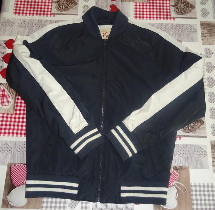 S small hollister bomberjack baseball jack zwart met wit, Kleding | Heren, Jassen | Zomer, Gedragen, Maat 46 (S) of kleiner, Zwart