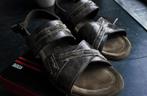 KICKERS sandalen kwaliteit maat 40--NIEUW-geen biedingen, Sandalen, Nieuw, Ophalen of Verzenden, Kickers
