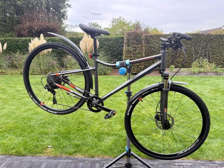 Hybride fiets RIVERSIDE 900 GREY ORANGE 2020 Maat S, Fietsen en Brommers, Fietsen | Heren | Herenfietsen, Gebruikt, Overige merken
