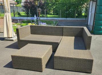 3 delige loungeset beschikbaar voor biedingen