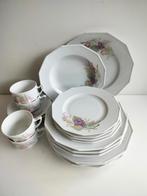 Servies Limoges France, 4 pers, 20  delig, Antiek en Kunst, Antiek | Servies compleet, Ophalen