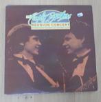 2LP  The Everly Brothers  ‎– Reunion Concert, Comme neuf, 12 pouces, Pop rock, Enlèvement ou Envoi