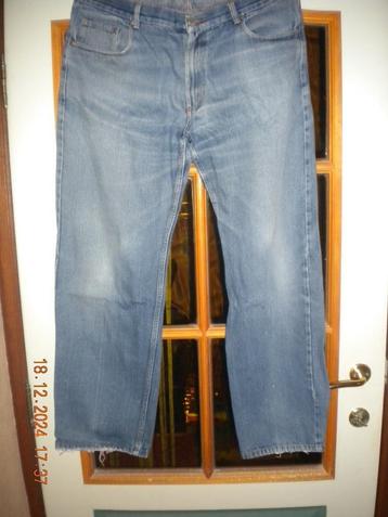 Jeansbroeken (taille 48cm = 3st./50cm = 1st.) beschikbaar voor biedingen