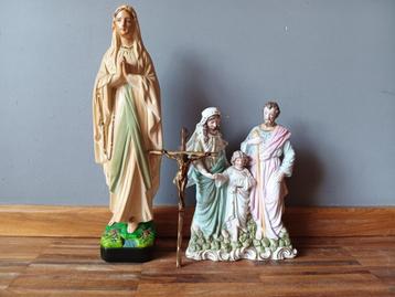 Set religieuze beelden en kruisje beschikbaar voor biedingen
