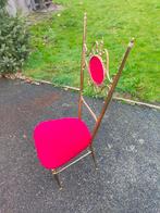 chiavari stoel, Ophalen