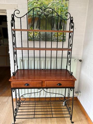 Dressoir / wandkast te koop beschikbaar voor biedingen