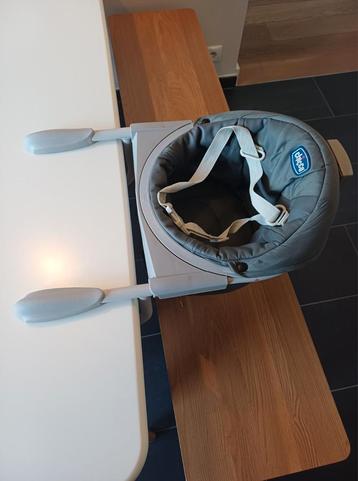 CHICCO 360 tafelzitje beschikbaar voor biedingen