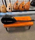Saz siyah orta kalite kısa sap jack girişli, Muziek en Instrumenten, Instrumenten | Toebehoren, Ophalen of Verzenden, Nieuw