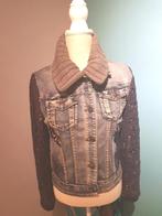 Desigual jeansjas maat 38 medium met kraag perfecte staat, Kleding | Dames, Jassen | Winter, Ophalen of Verzenden
