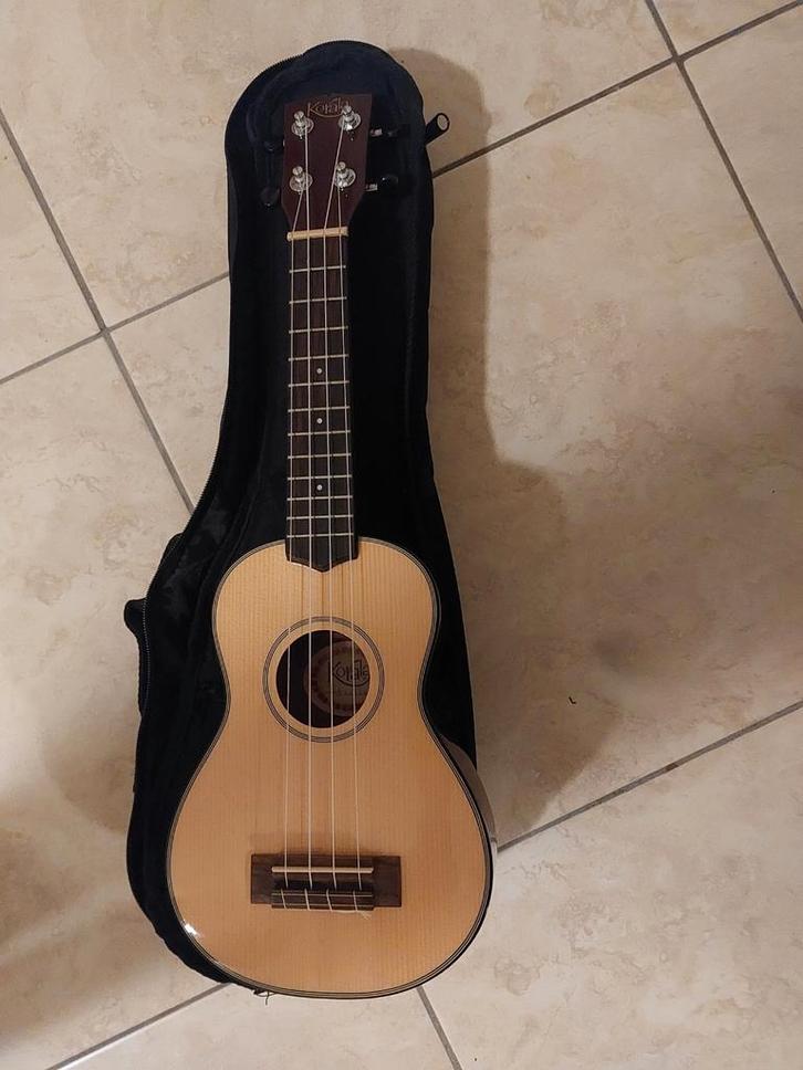 Ukelele, Musique & Instruments, Instruments à corde | Guitares | Acoustiques, Enlèvement