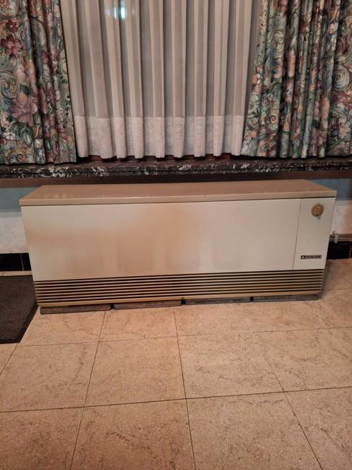 Accumulatiekachel merk MALAG, Doe-het-zelf en Bouw, Verwarming en Radiatoren, Gebruikt, Kachel, Ophalen