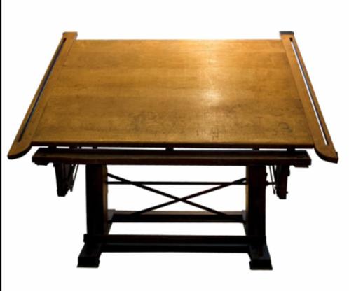 Industriële tekentafel in massief hout, Hobby en Vrije tijd, Overige Hobby en Vrije tijd, Gebruikt, Ophalen