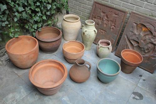 Diverse terracotta's, Tuin en Terras, Bloempotten, Gebruikt, Terracotta, Binnen, Balkon, Tuin, 40 tot 70 cm, Overige vormen, Ophalen