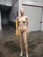 Mooie paspop vrouw., Antiek en Kunst, Ophalen of Verzenden