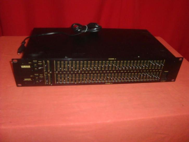 Gebruikt: Yamaha Q2031B equalizer, 20250382, Muziek en Instrumenten, Instrumenten | Toebehoren, Gebruikt, Ophalen of Verzenden