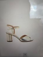 goudkleurige sandaal met hak van 6 cm, Kleding | Dames, Zo goed als nieuw, Moments by Content, Sandalen of Muiltjes, Ophalen of Verzenden