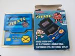 Jeu portable vintage à double écran Tandy Pirate, Consoles de jeu & Jeux vidéo, Jeux | Autre, Enlèvement ou Envoi, 1 joueur, Autres genres