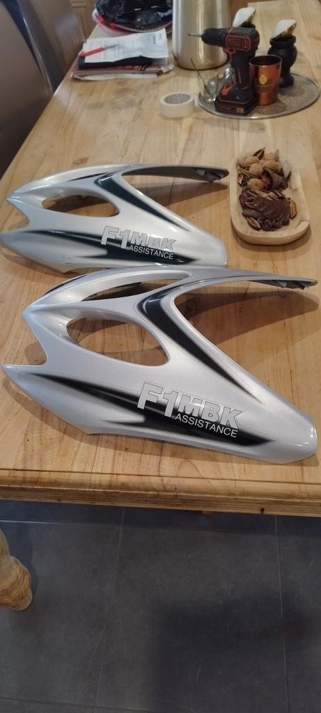 MBK NITRO F1 Original Assistance frontpanelen!!, Fietsen en Brommers, Brommeronderdelen | Scooters, Zo goed als nieuw, Ophalen of Verzenden