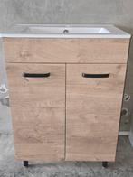 Badkamer of toilet kast met lavabo in goede staat., Huis en Inrichting, Badkamer | Badkamermeubels, Ophalen of Verzenden, Zo goed als nieuw