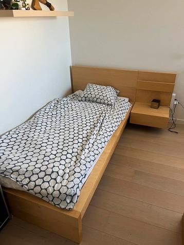 IKEA MALM eenpersoonsbed beschikbaar voor biedingen