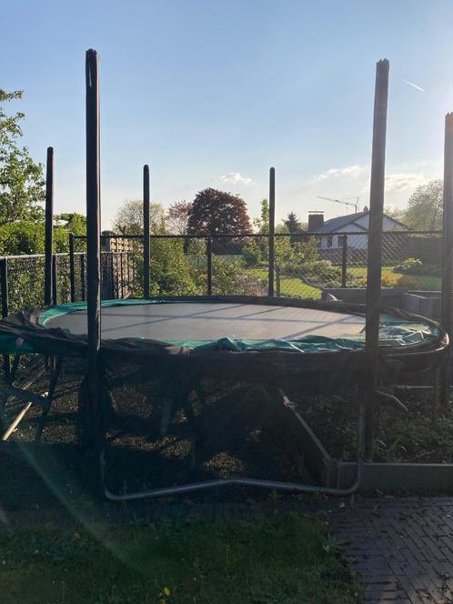 Berg Champion Trampoline, Kinderen en Baby's, Speelgoed | Buiten | Trampolines, Gebruikt, Ophalen
