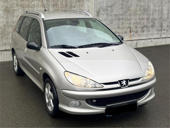 Voiture Automatique // prête à immatriculer, Autos, Peugeot, Entreprise, Cruise Control, Essence, Break, Automatique, Cuir, Enlèvement