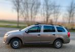 Logan MCV met trekhaak, gekeurd voor verkoop, Auto's, Dacia, Voorwielaandrijving, Euro 5, Stof, Overige kleuren