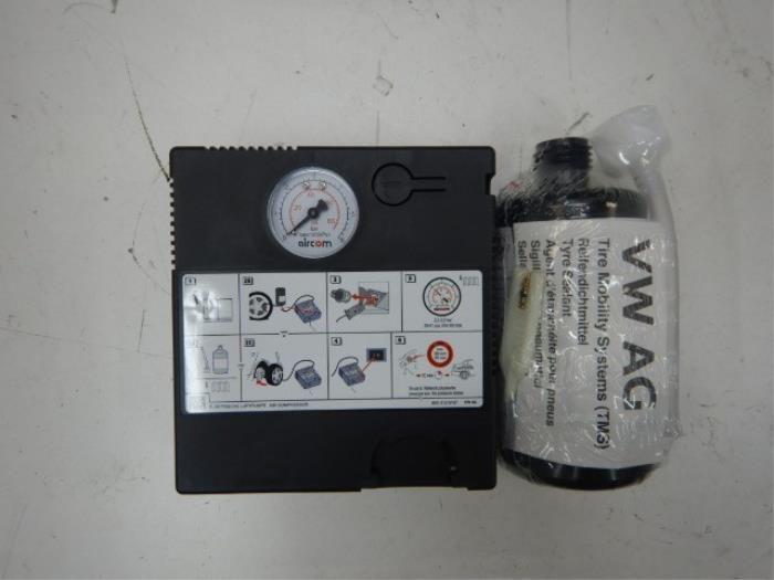 Compressor Volkswagen Polo (22742269), Auto-onderdelen, Overige Auto-onderdelen, Gebruikt, Ophalen