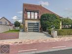 Huis te koop in Blankenberge, 3 slpks, Vrijstaande woning, 3 kamers, 250 m²